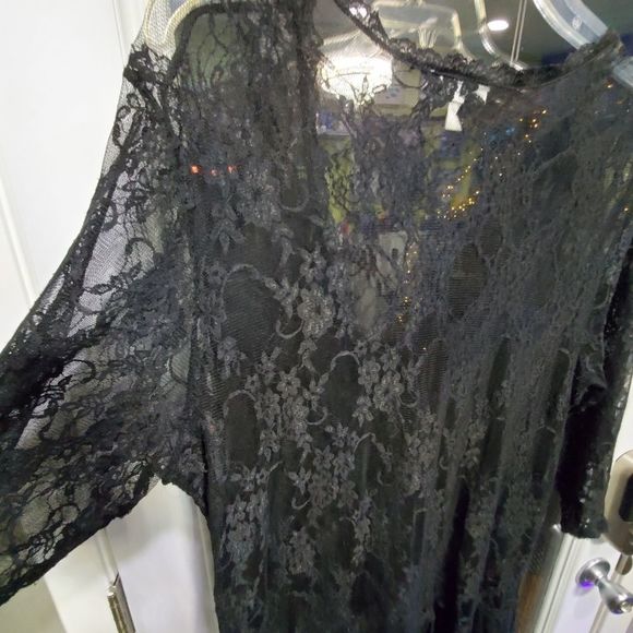 DressBarn Black crocheted lace ruffle kimono jacket plus Size 2X Coverup - Picture 3 of 9